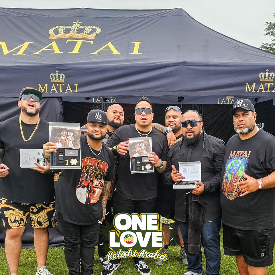 COMMON KINGS